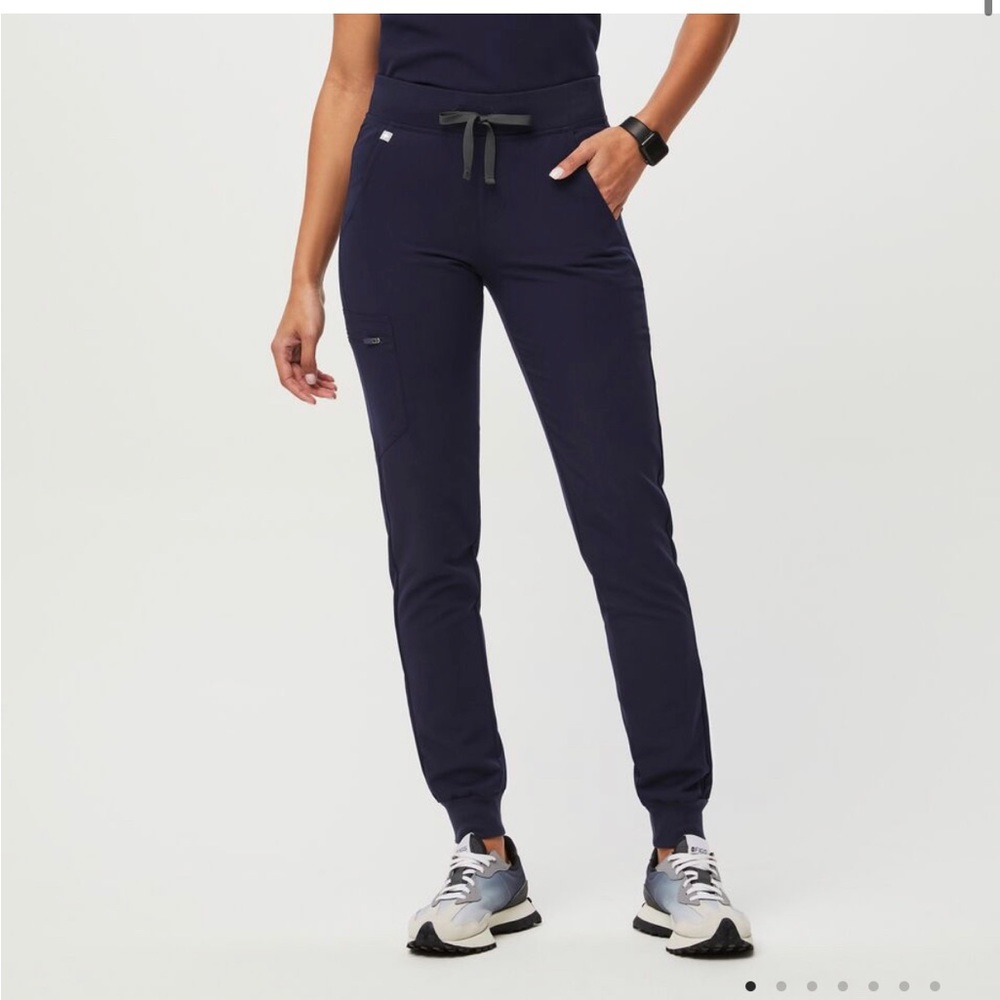 Women's Navy Zamora™ - Jogger Scrub Pants